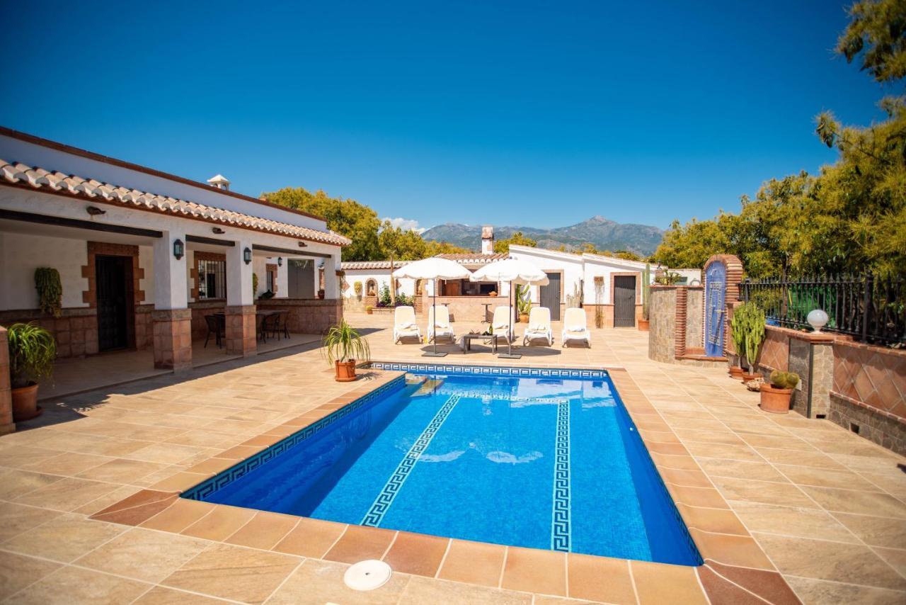 Casa Rural En Nerja Villa Ruisol By Centrall Alquileres Turisticos Zewnętrze zdjęcie