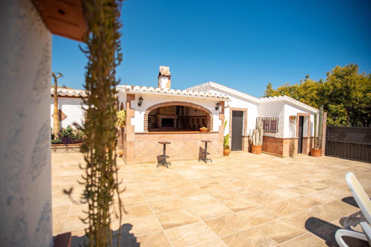 Casa Rural En Nerja Villa Ruisol By Centrall Alquileres Turisticos Zewnętrze zdjęcie